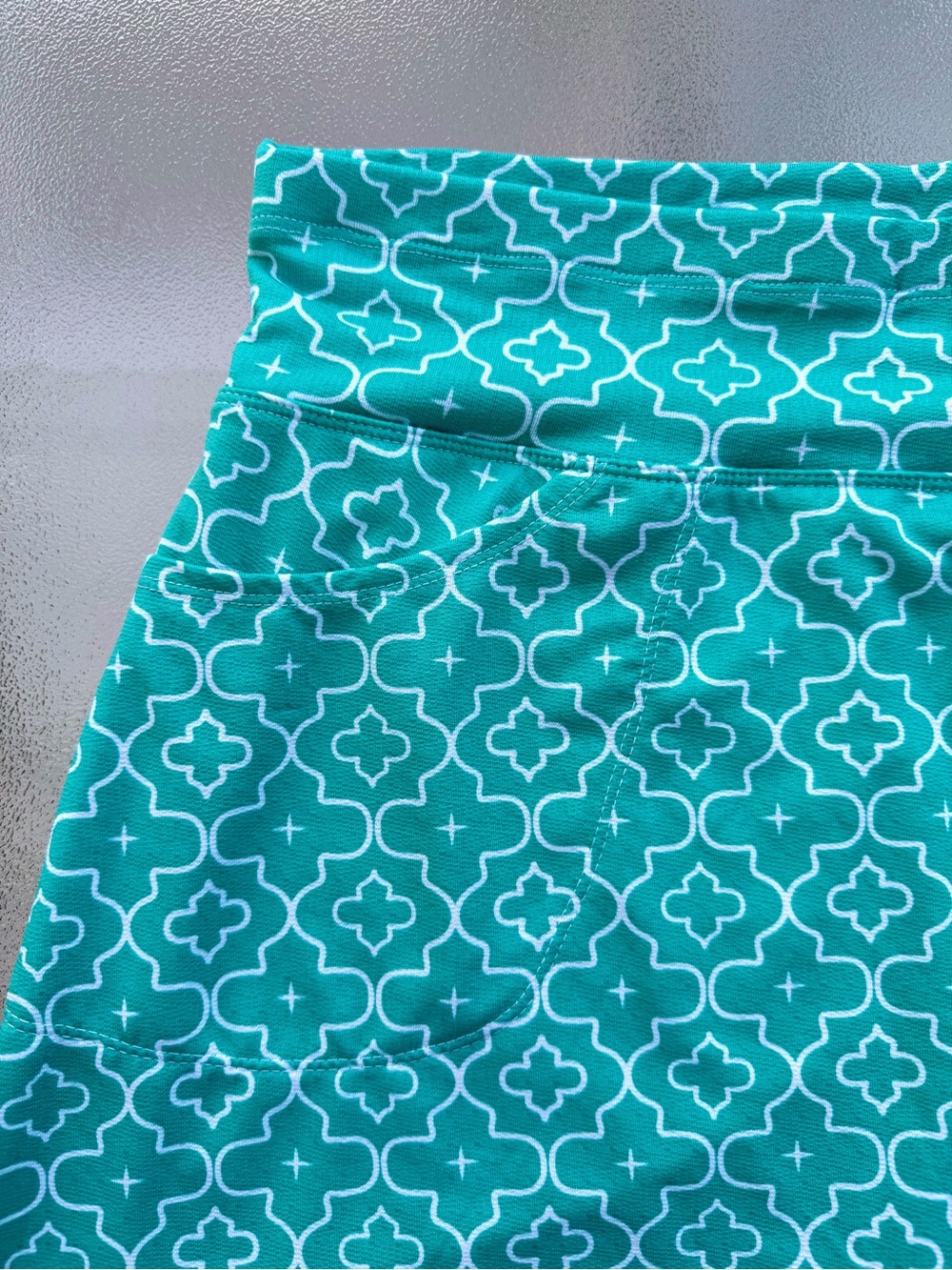 Emerald 18 Turquoise Clover Pattern Activewear Golf Skort ~ Women’s Large - Picture 5 of 11